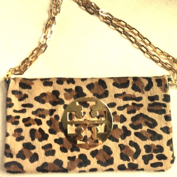 Tory Burch Handbags - Tory Burch Leopard Purse